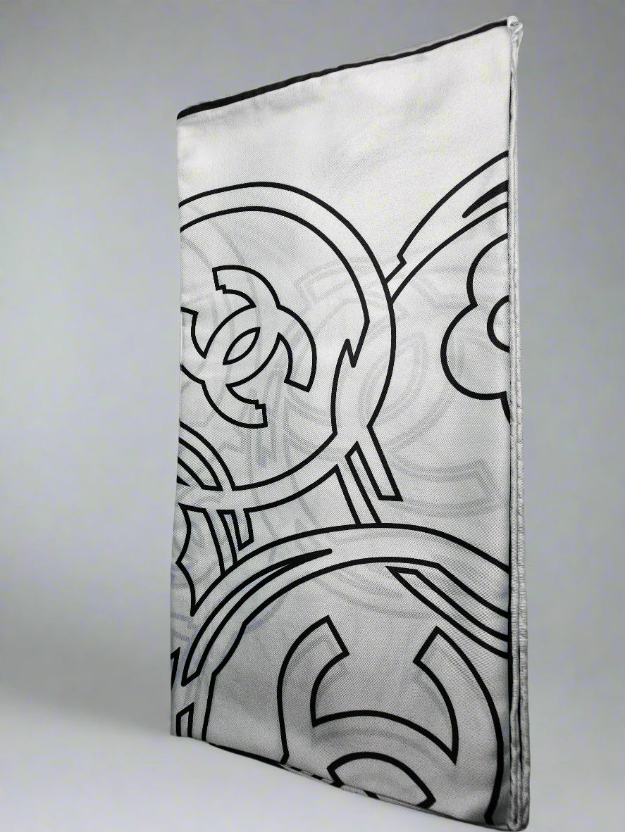 Seeing Circles Scarf (X Large) - White