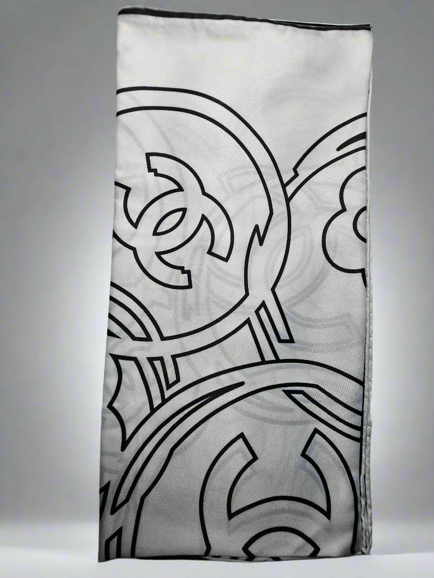 Seeing Circles Scarf (X Large) - White