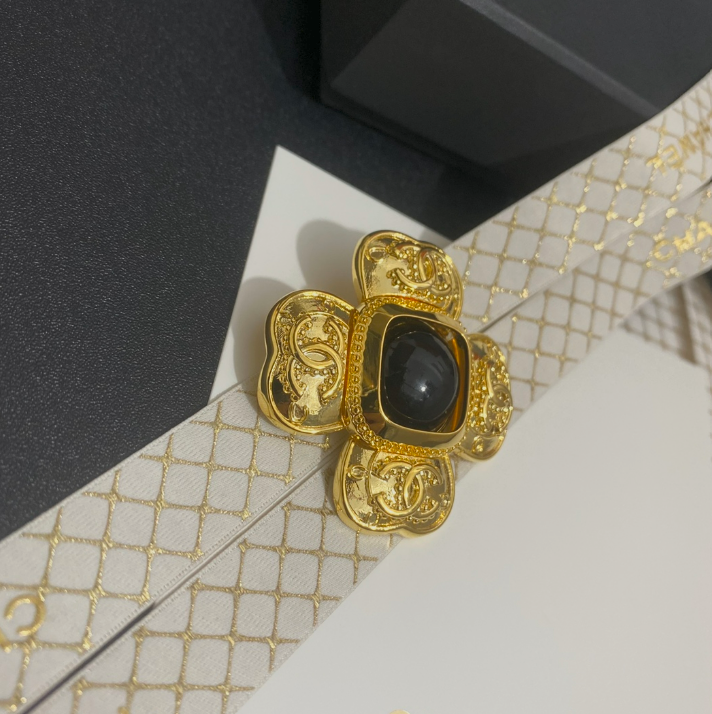 Cross Me Out - Luxe Fashion Design Brooch Pin