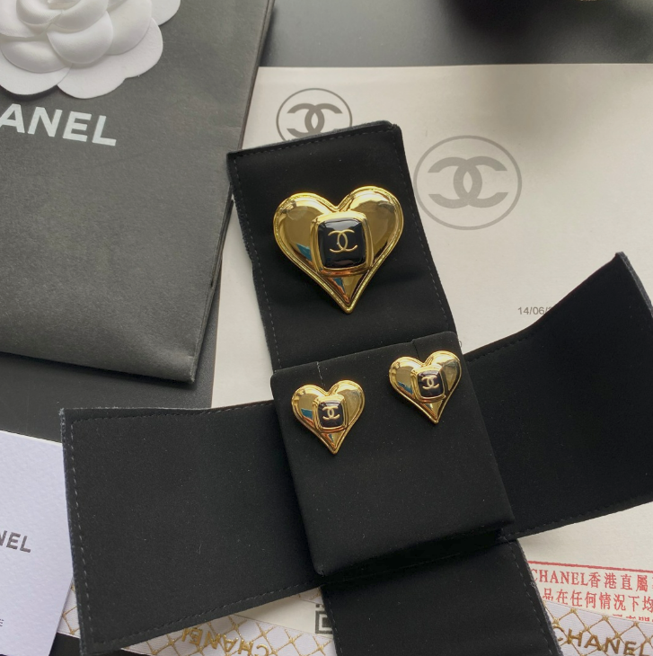 Cry My Heart Out - Luxe Fashion Design Brooch Pin