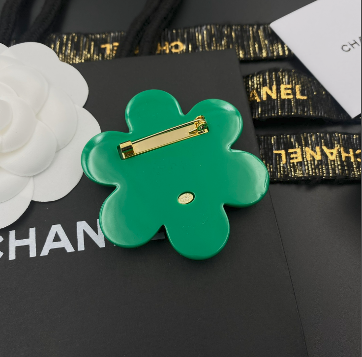 Flower Bomb - Green Luxe Brooch Pin