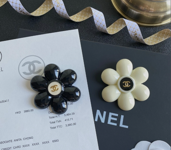 Flower Bomb - Black Luxe Brooch Pin
