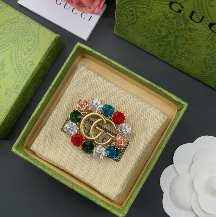 Bejeweled - Luxe Fashion Design Brooch Pin