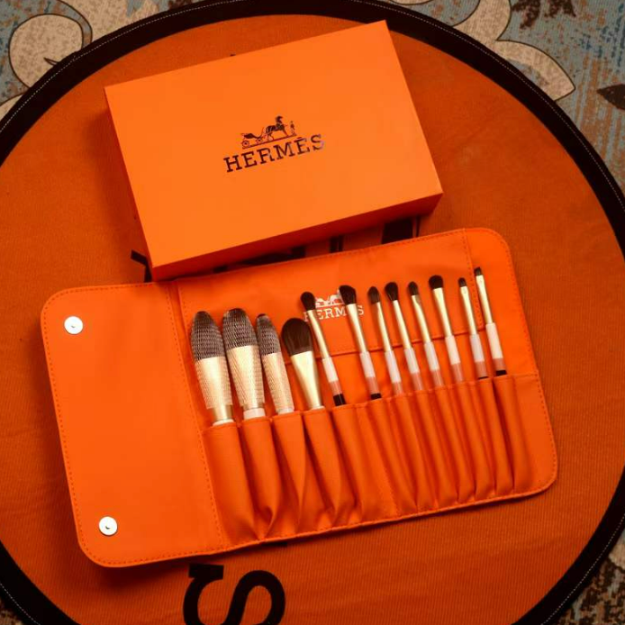 Makeup Clutch (12 Brushes) - H'Orange